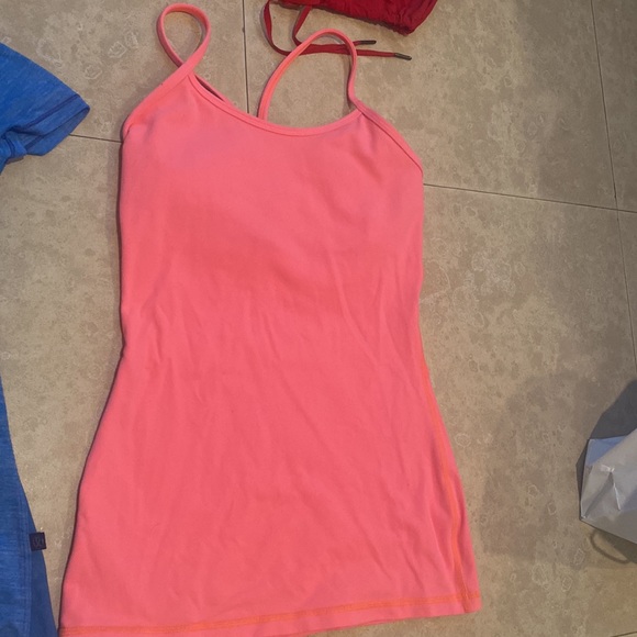 3 Lululemon tops! Amazing bundle 🥰 - Picture 5 of 10